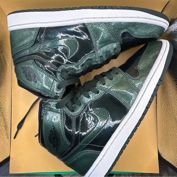 Size 8 (M)-Nike Air Jordan 1 High OG “Anti-Gravity Machine”332550-300 - Preowned - Picture 3 of 15